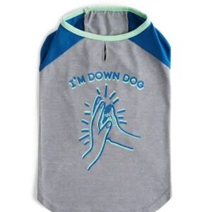 NWT Youly “the Comic” Down Dog T-shirt M